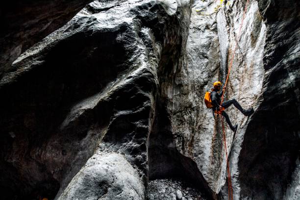 /uploads/image/2025/06/11/canyoning-rope6.jpg canyoning-rope6.jpg